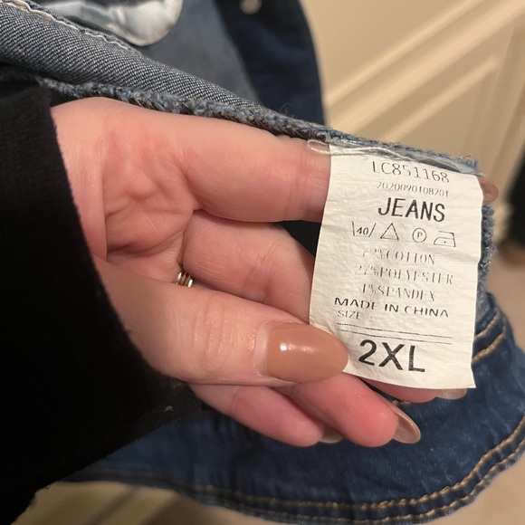 Jean jacket, size 2X - Picture 2 of 3